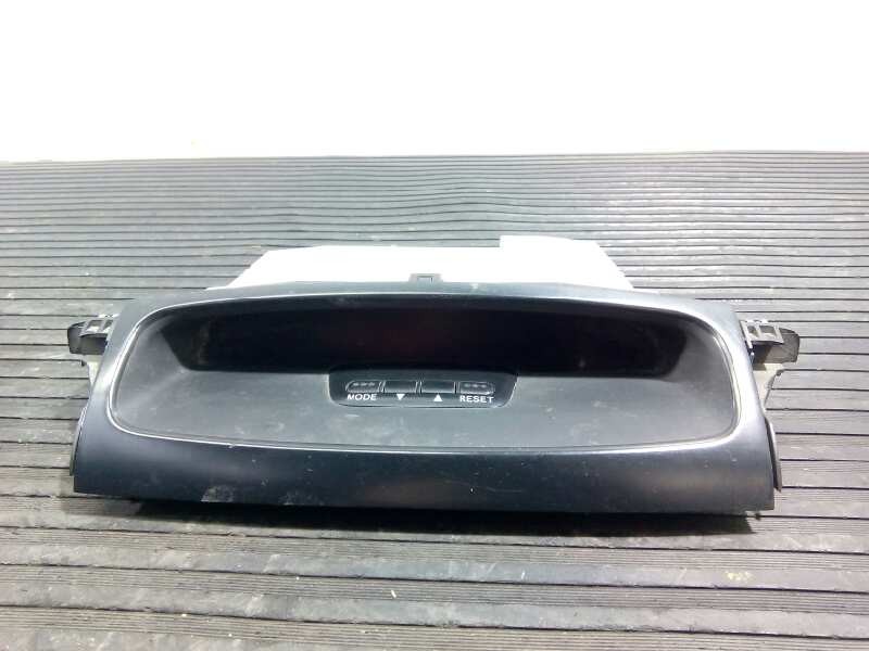 Recambio de pantalla multifuncion para toyota land cruiser (j12) 3.0 d-4d gx referencia OEM IAM 8329060252  E2-B4-16-1