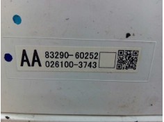 Recambio de pantalla multifuncion para toyota land cruiser (j12) 3.0 d-4d gx referencia OEM IAM 8329060252  E2-B4-16-1 2