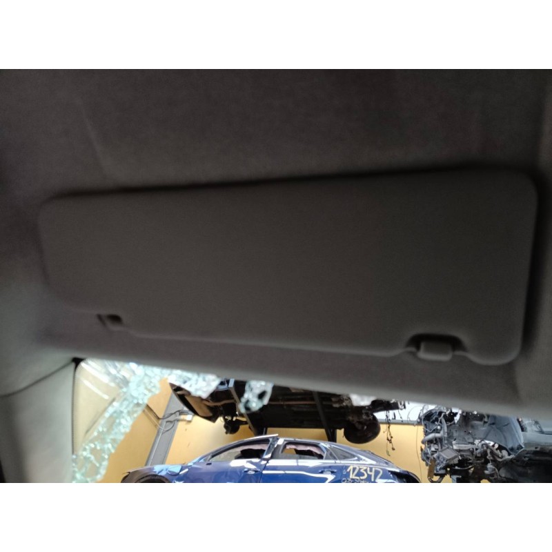 Recambio de parasol izquierdo para dacia sandero stepway ambiance referencia OEM IAM   