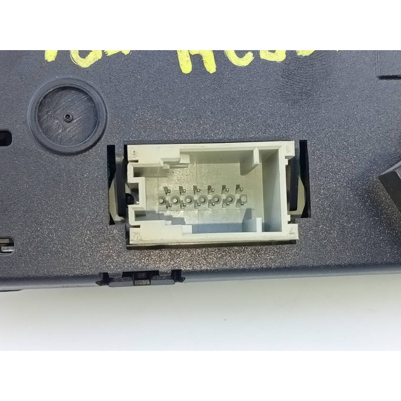 Recambio de mando climatizador para bmw serie 1 berlina (e81/e87) 120d referencia OEM IAM 6961595  E3-A2-24-1