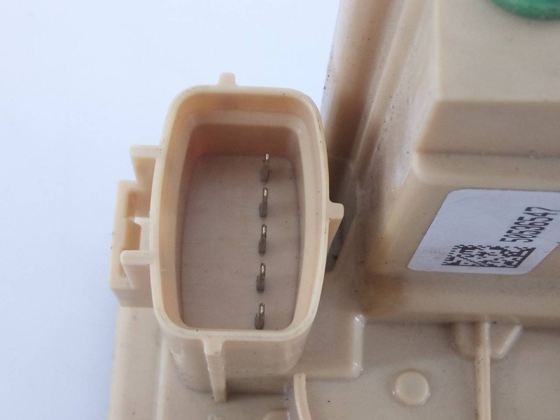 Recambio de cerradura puerta trasera derecha para alfa romeo stelvio (630) executive 4wd referencia OEM IAM 50536547  E2-B2-50-1