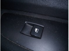 MANDO ELEVALUNAS DELANTERO DERECHO 