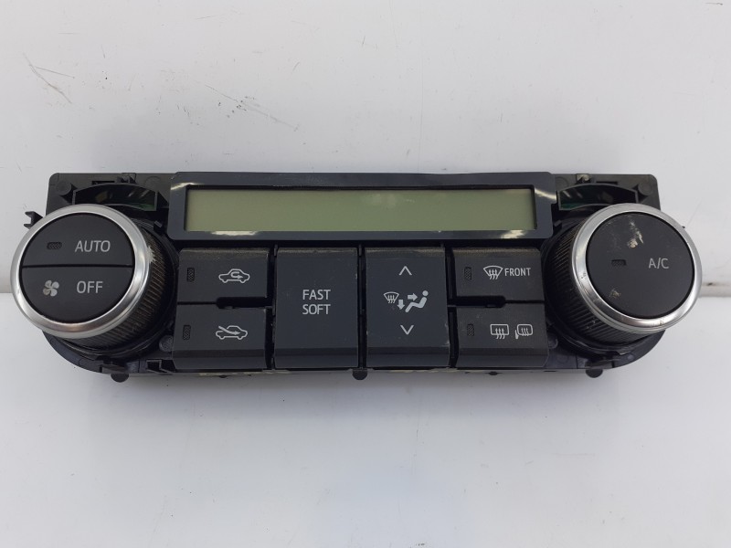 Recambio de mando climatizador para toyota auris active referencia OEM IAM 5590002380  E3-B2-18-2
