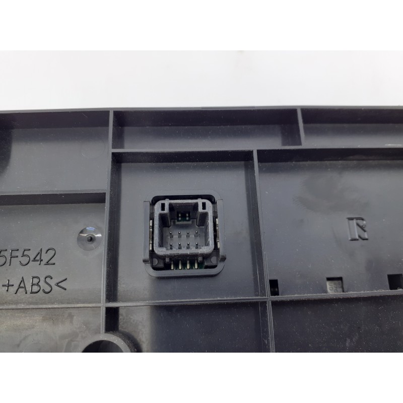 Recambio de mando climatizador para toyota auris active referencia OEM IAM 5590002380  E3-B2-18-2