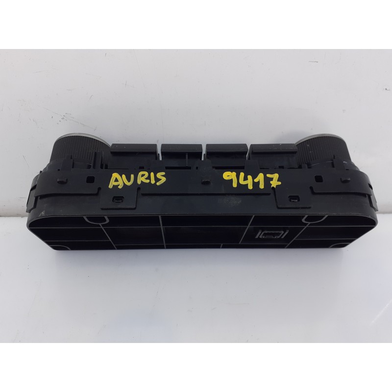 Recambio de mando climatizador para toyota auris active referencia OEM IAM 5590002380  E3-B2-18-2