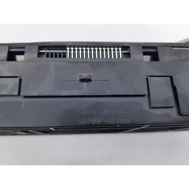 Recambio de mando climatizador para toyota auris active referencia OEM IAM 5590002380  E3-B2-18-2