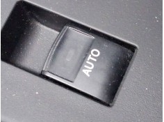 MANDO ELEVALUNAS TRASERO DERECHO 