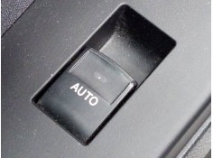 MANDO ELEVALUNAS TRASERO IZQUIERDO 