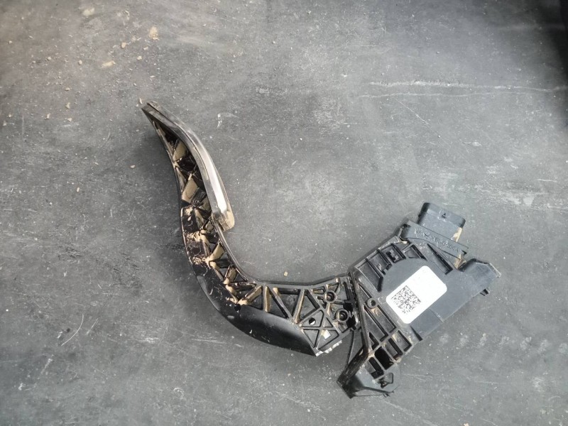 Recambio de pedal acelerador para volkswagen touareg r-line 4 motion referencia OEM IAM 8W1723523A 6PV01164203 