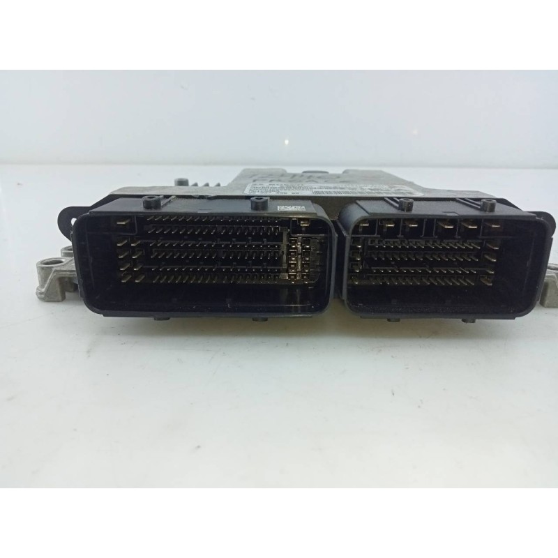 Recambio de centralita motor uce para toyota proace city referencia OEM IAM 9833749880 0281036205 E3-B2-19-2