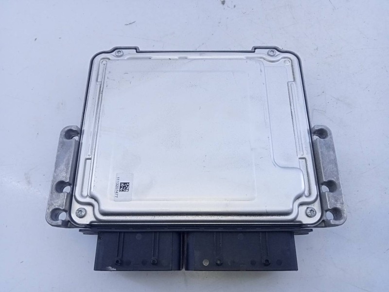 Recambio de centralita motor uce para toyota proace city referencia OEM IAM 9833749880 0281036205 E3-B2-19-2