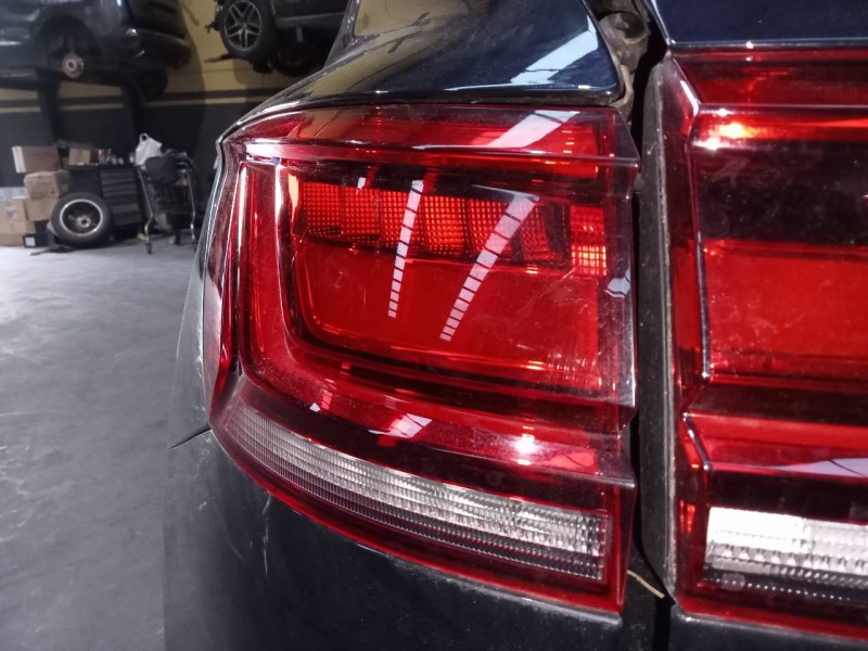 Recambio de piloto trasero izquierdo para volkswagen touareg r-line 4 motion referencia OEM IAM   