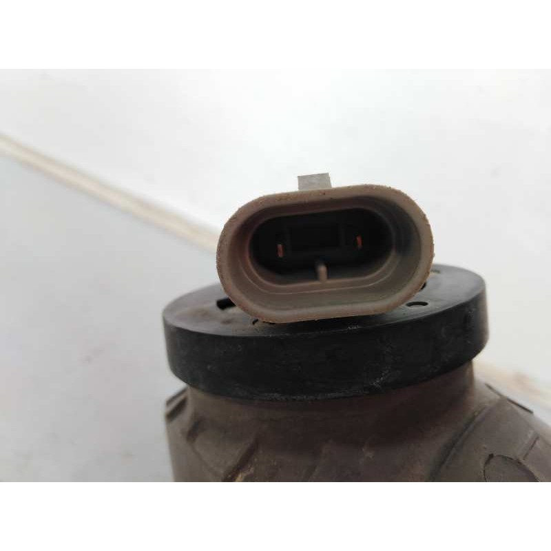 Recambio de faro antiniebla izquierdo para toyota rav 4 (a2) 2.0 d-4d executive 4x4 (2003) referencia OEM IAM 8122042050  