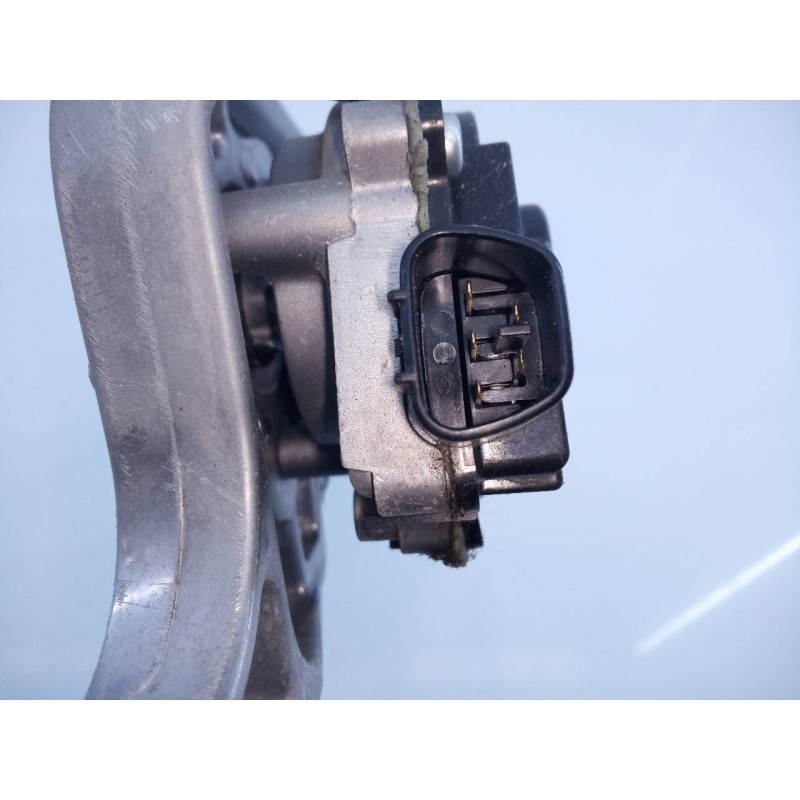 Recambio de motor limpia delantero para toyota auris active referencia OEM IAM 8511002340  E1-B5-60-2