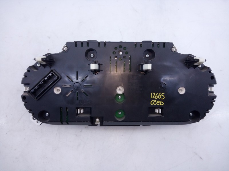 Recambio de cuadro instrumentos para kia cee´d drive referencia OEM IAM 94003A2332  E3-A3-23-2