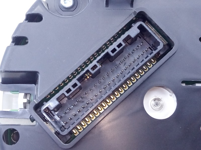 Recambio de cuadro instrumentos para kia cee´d drive referencia OEM IAM 94003A2332  E3-A3-23-2