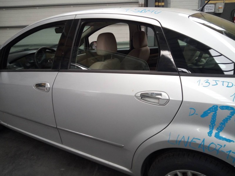 Recambio de puerta trasera izquierda para fiat linea (110) emotion referencia OEM IAM   