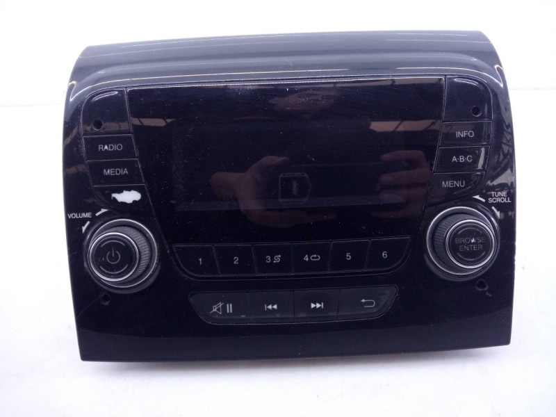 Recambio de sistema audio / radio cd para peugeot boxer combi 333 l2h2 komfort hdi 130 referencia OEM IAM A2C9356750000031857  E