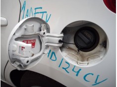 Recambio de tapa exterior combustible para toyota auris active referencia OEM IAM    2
