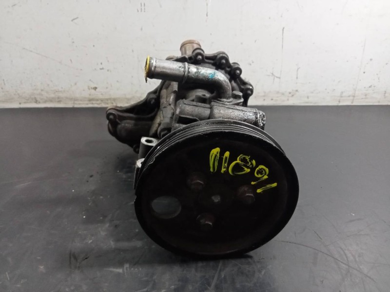 Recambio de bomba direccion para peugeot boxer combi 333 l2h2 komfort hdi 130 referencia OEM IAM   P3-B4-13-2