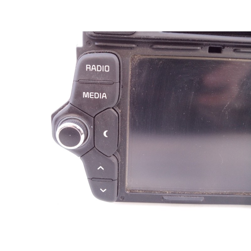 Recambio de sistema navegacion gps para kia cee´d drive referencia OEM IAM 96560A2100WK  E3-A3-29-4