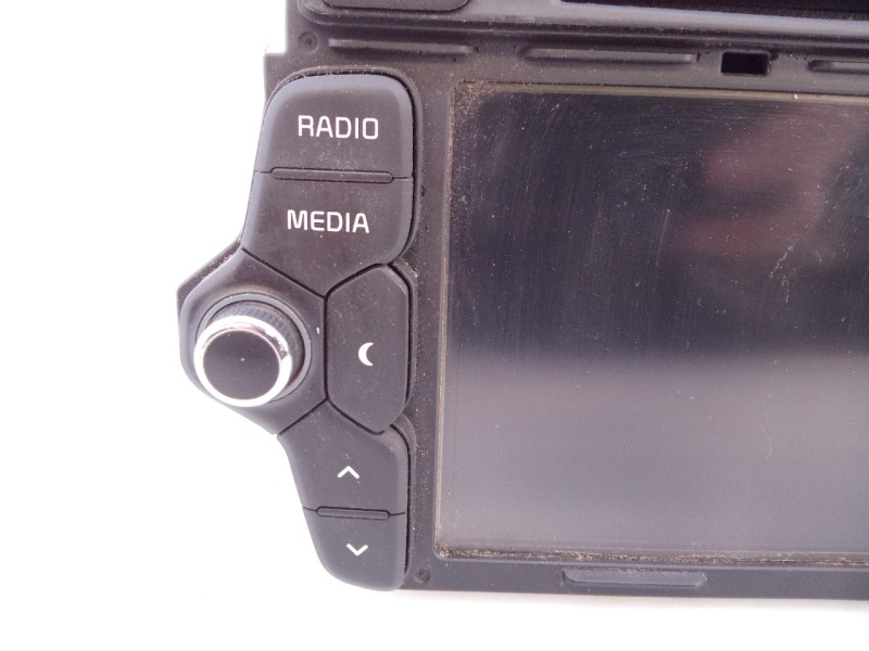 Recambio de sistema navegacion gps para kia cee´d drive referencia OEM IAM 96560A2100WK  E3-A3-29-4