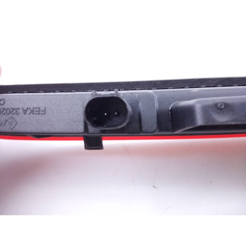 Recambio de luz central de freno para alfa romeo stelvio (630) executive 4wd referencia OEM IAM 3202001433 50541381 E3-A4-18-2