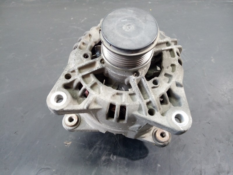 Recambio de alternador para nissan juke (f15) acenta referencia OEM IAM 0124525140 8200728292 P3-A4-4-3