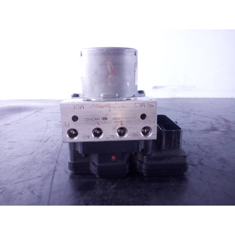 Recambio de abs para kia cee´d drive referencia OEM IAM 58920A2210 6158945200 P3-B9-19-1