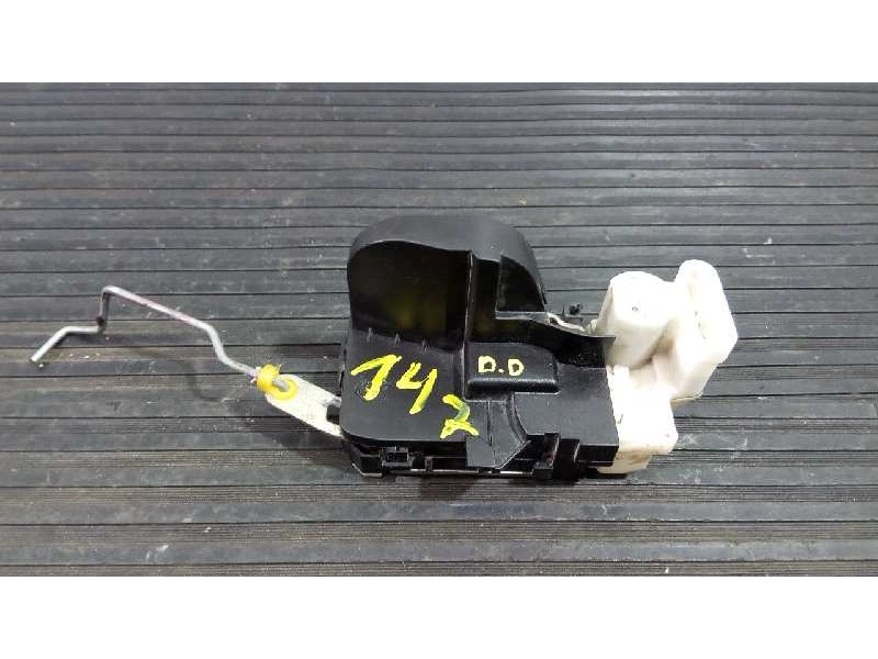 Recambio de cerradura puerta delantera derecha para alfa romeo 147 (190) referencia OEM IAM   E2-B2-56-1