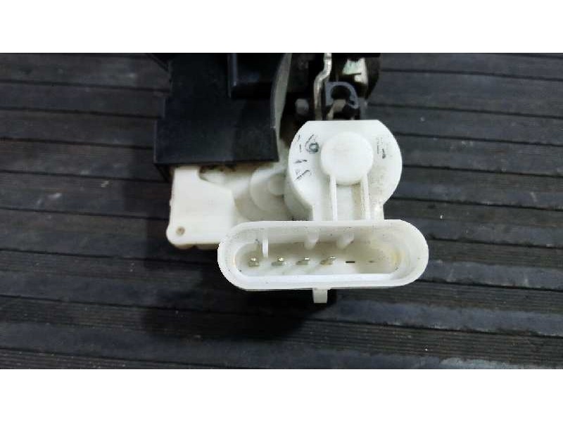 Recambio de cerradura puerta delantera derecha para alfa romeo 147 (190) referencia OEM IAM   E2-B2-56-1