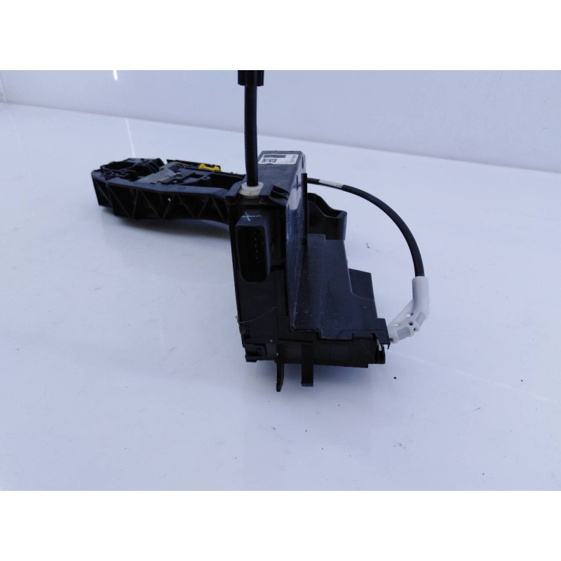 Recambio de cerradura puerta trasera izquierda para peugeot 308 active referencia OEM IAM   E1-A4-4-1