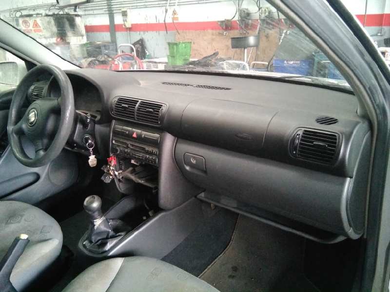 seat leon (1m1) del año 2001