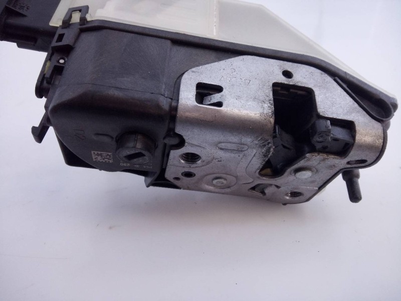 Recambio de cerradura puerta delantera derecha para peugeot 5008 allure referencia OEM IAM   E1-A4-4-2
