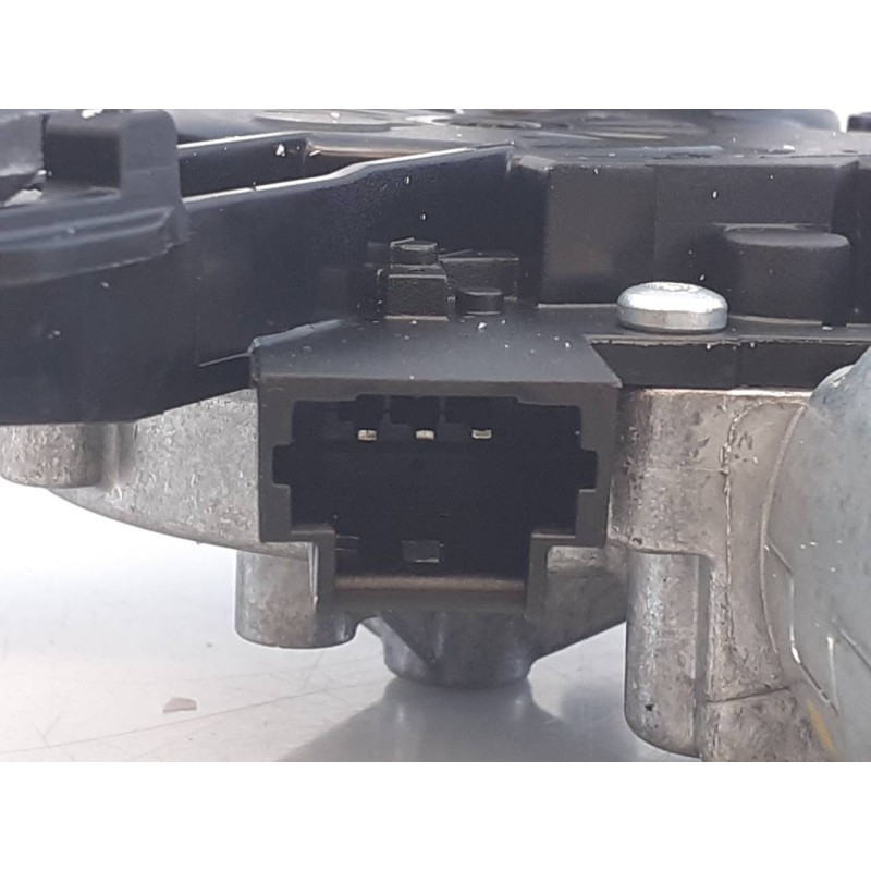 Recambio de motor limpia trasero para peugeot 308 active referencia OEM IAM 9819523180 0390205010 E1-A4-19-2