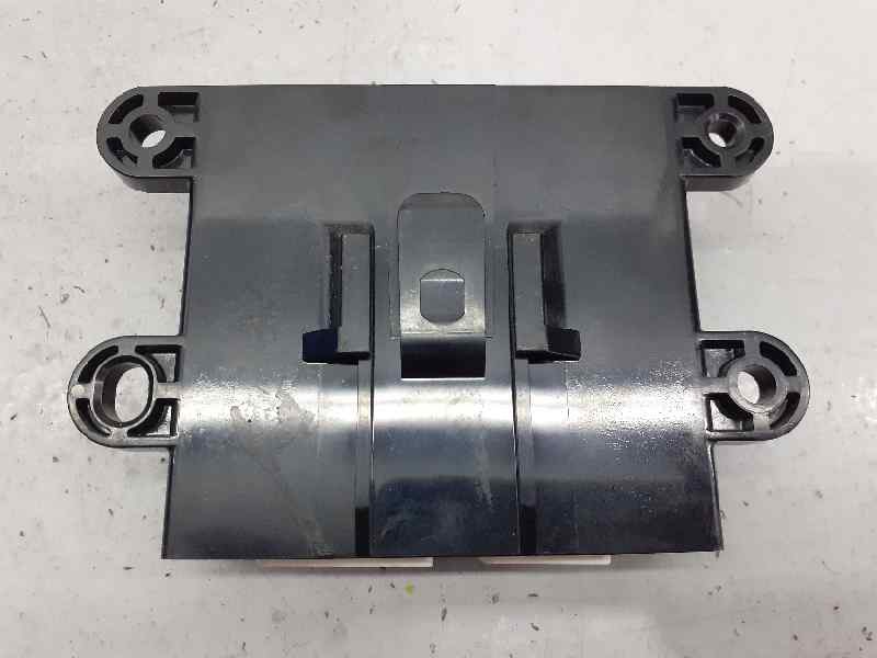 Recambio de modulo electronico para mitsubishi outlander (gf0) motion 2wd referencia OEM IAM 8637B321 03080918007703 E3-A2-18-4