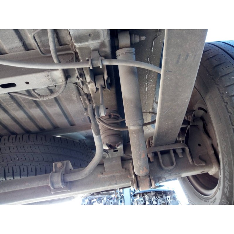 Recambio de amortiguador trasero izquierdo para nissan nv 400 l2h2 3,5t doka comfort referencia OEM IAM   