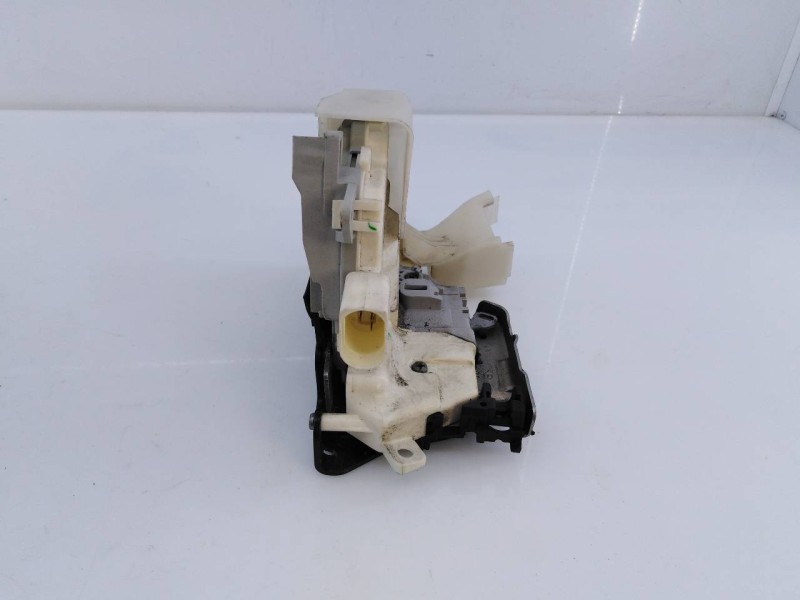 Recambio de cerradura puerta delantera derecha para audi a6 berlina (4f2) referencia OEM IAM 8J1837015C  E1-B6-56-2