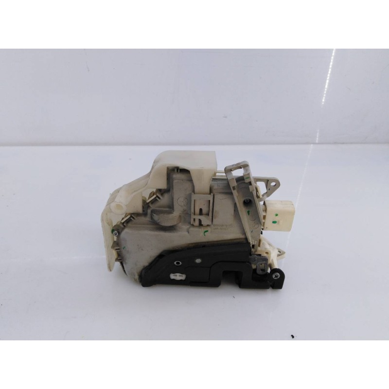 Recambio de cerradura puerta delantera derecha para audi a6 berlina (4f2) referencia OEM IAM 8J1837015C  E1-B6-56-2