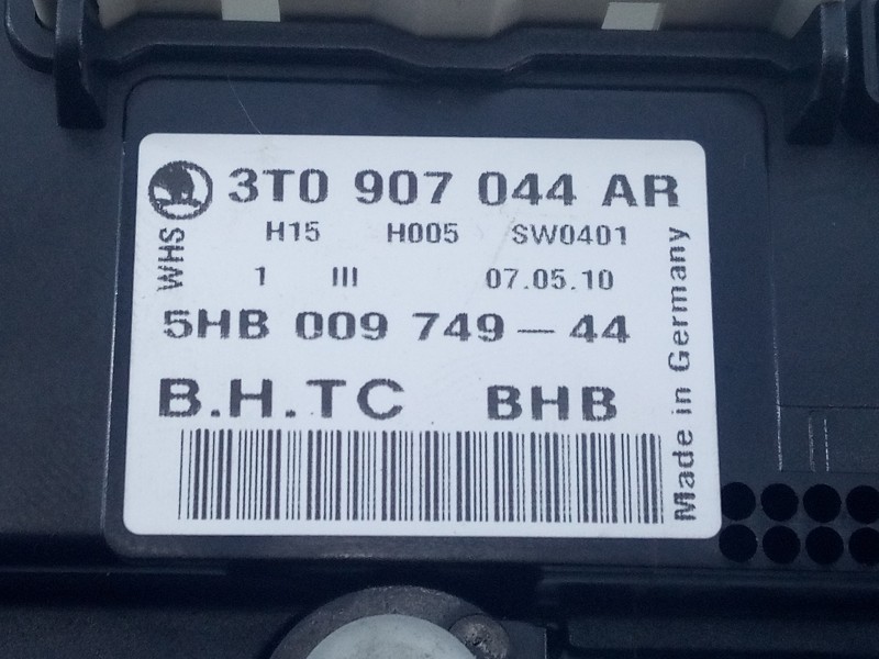 Recambio de mando climatizador para skoda octavia berlina (1z3) executive referencia OEM IAM 3T0907044AR 5HB00974944 E2-A1-23-7