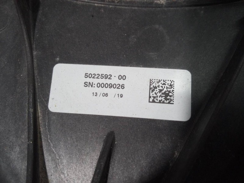 Recambio de electroventilador para nissan nv 400 l2h2 3,5t doka comfort referencia OEM IAM 502259200  P2-B9-12