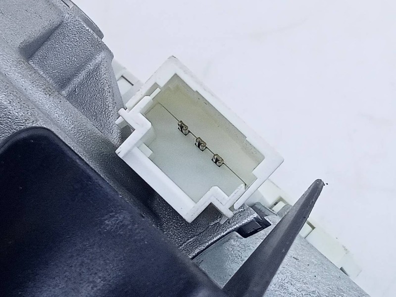 Recambio de motor limpia trasero para peugeot 5008 allure referencia OEM IAM 9680477480  E1-A4-47-1