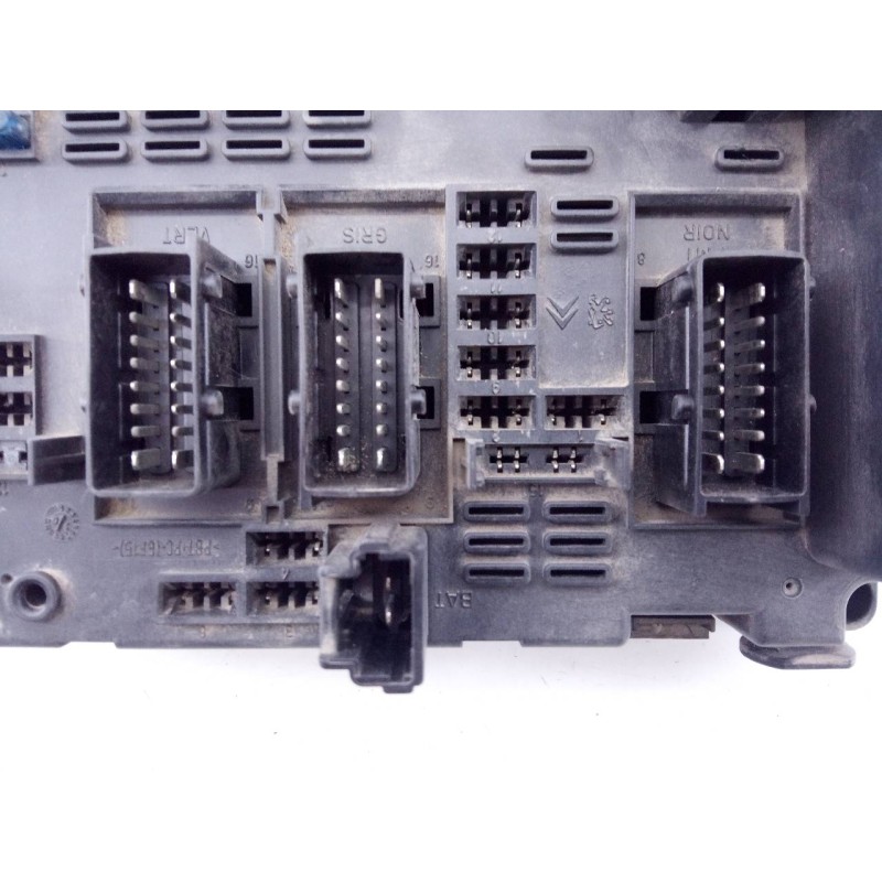 Recambio de caja reles / fusibles para peugeot 307 (s1) referencia OEM IAM 9650664180  E3-B2-36-1