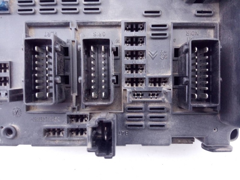 Recambio de caja reles / fusibles para peugeot 307 (s1) referencia OEM IAM 9650664180  E3-B2-36-1