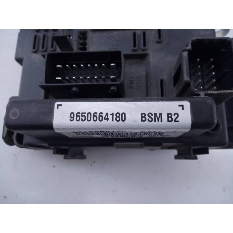 Recambio de caja reles / fusibles para peugeot 307 (s1) referencia OEM IAM 9650664180  E3-B2-36-1