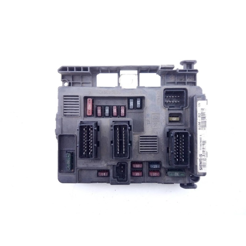 Recambio de caja reles / fusibles para peugeot 206 berlina look referencia OEM IAM 9643498980  E3-B2-31-3