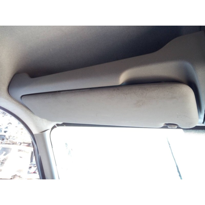 Recambio de parasol izquierdo para nissan nv 400 l2h2 3,5t doka comfort referencia OEM IAM   