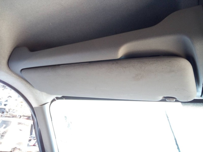 Recambio de parasol izquierdo para nissan nv 400 l2h2 3,5t doka comfort referencia OEM IAM   