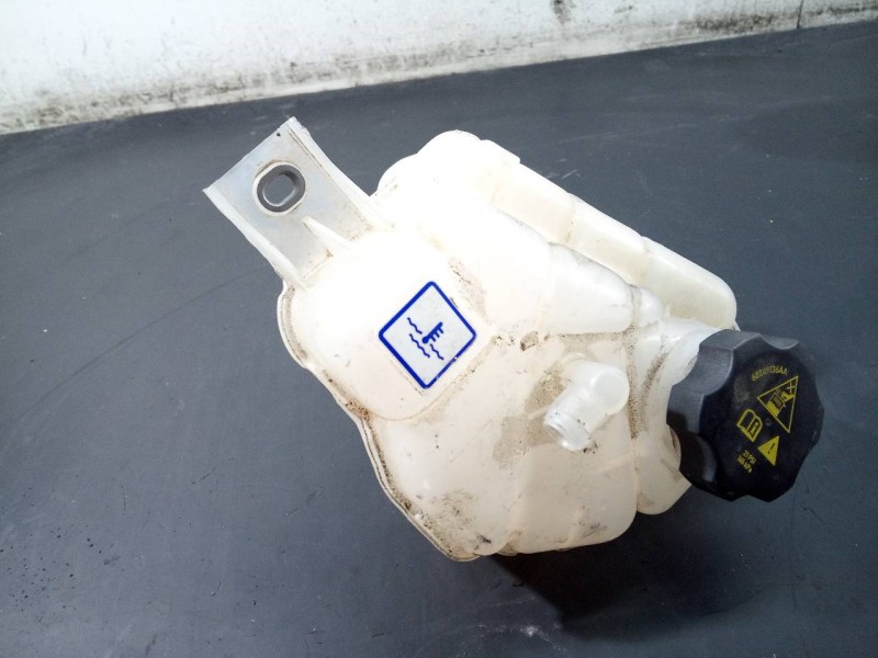 Recambio de deposito expansion para alfa romeo stelvio (630) executive 2wd referencia OEM IAM   P2-A3-3