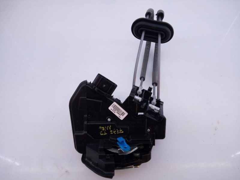 Recambio de cerradura puerta trasera derecha para kia niro concept plug-in hybrid referencia OEM IAM 81420G5000IAC  E2-B5-5-2